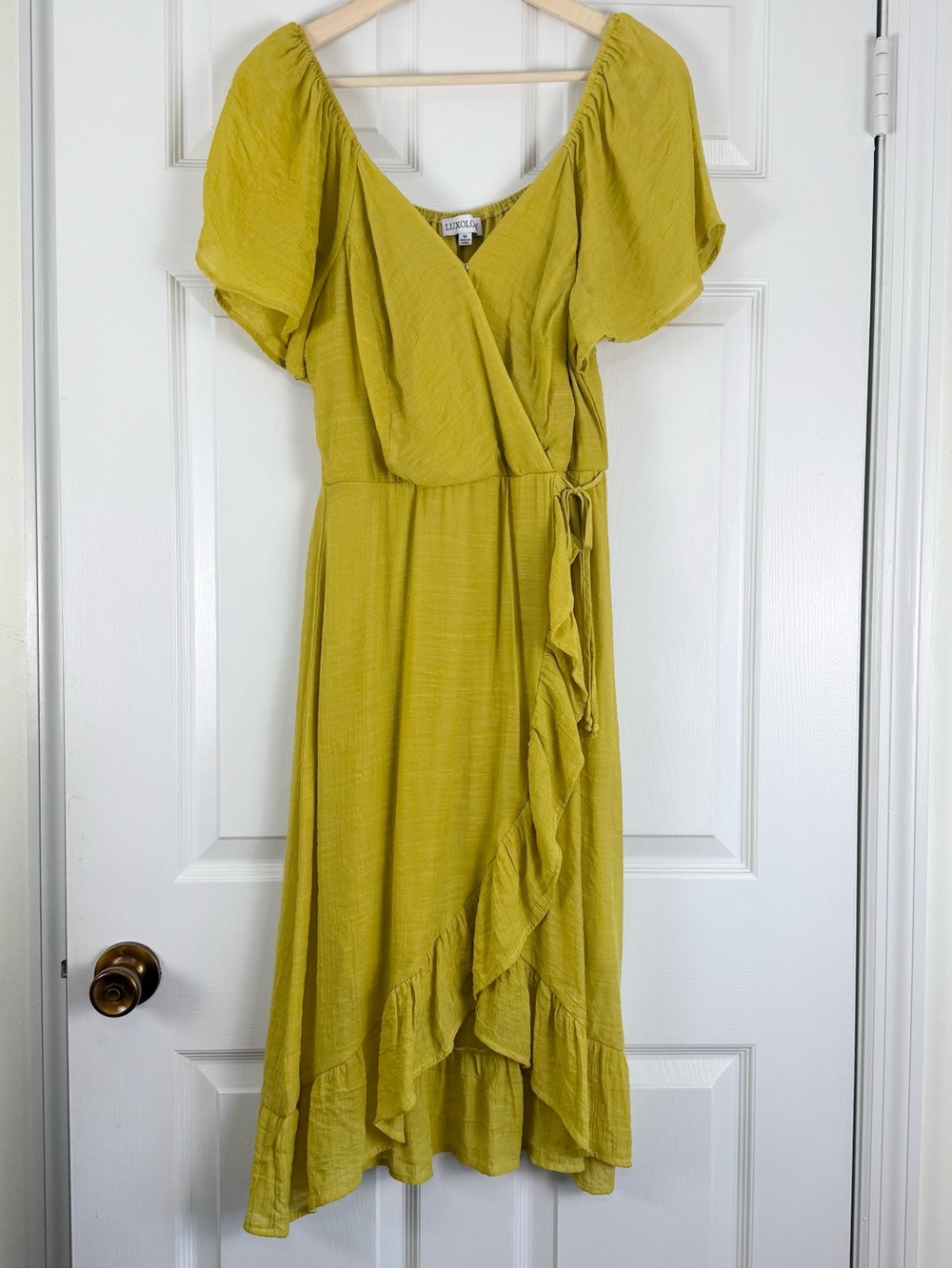 Luxology Chartreuse Criss-Cross Blouson Bodice Ruffled Skirt Summer Dress Medium - Picture 2 of 7